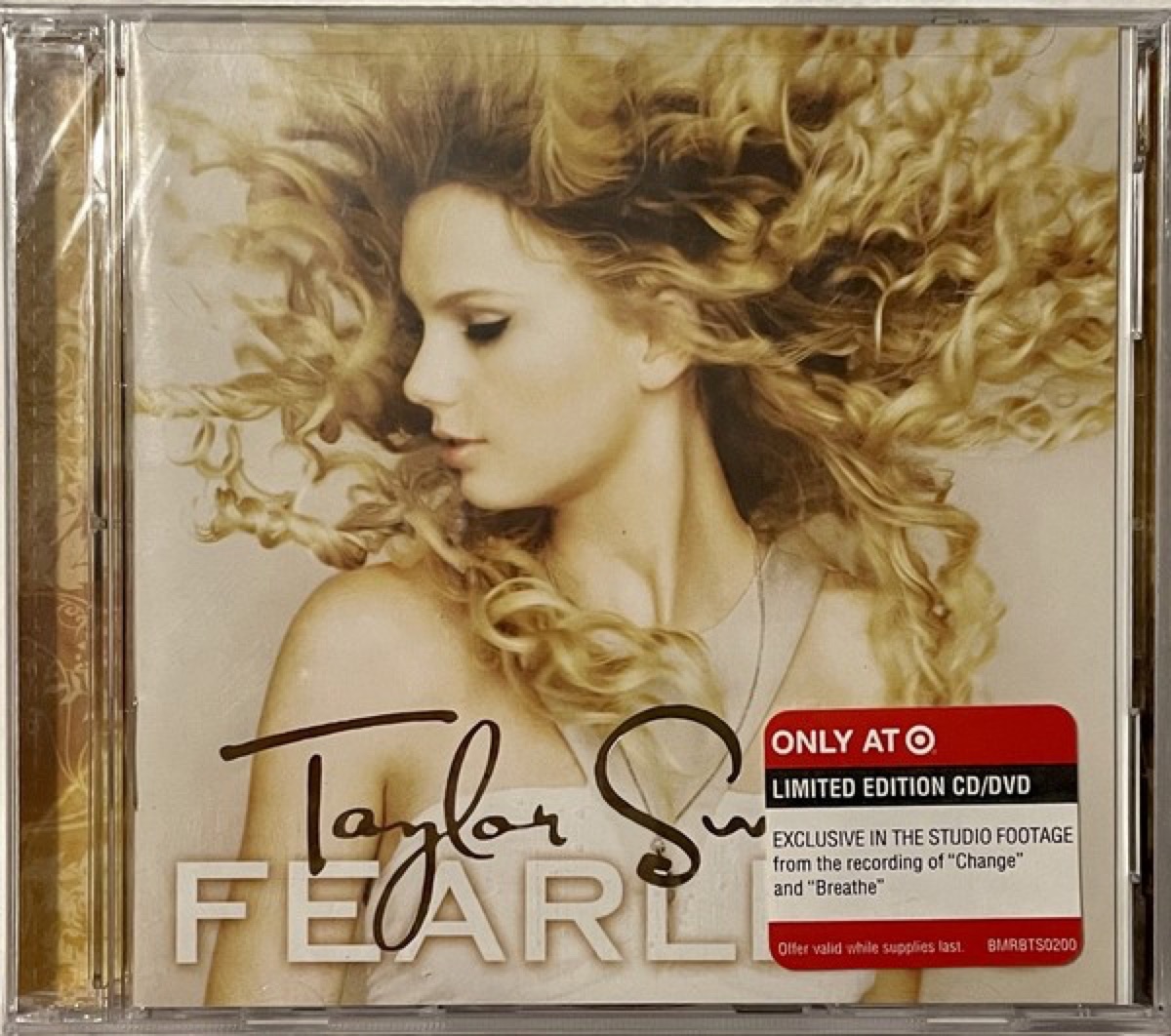 Fearless, Edición de sesiones de grabación exclusiva de Target
