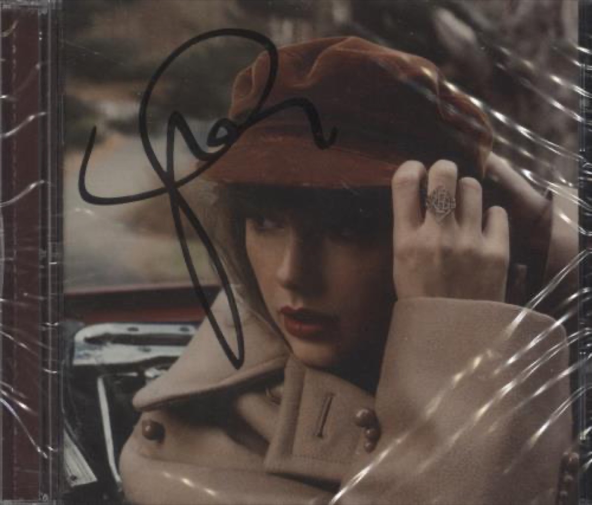 RED (Taylor’s Version), CD firmado